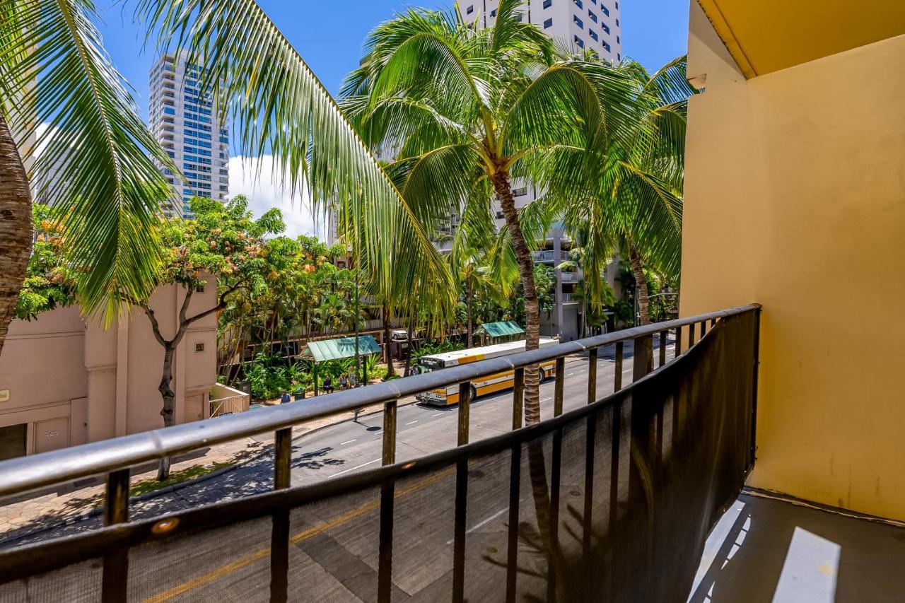 Apartment The Bamboo Oasis At Bamboo Waikiki #307 Honolulu